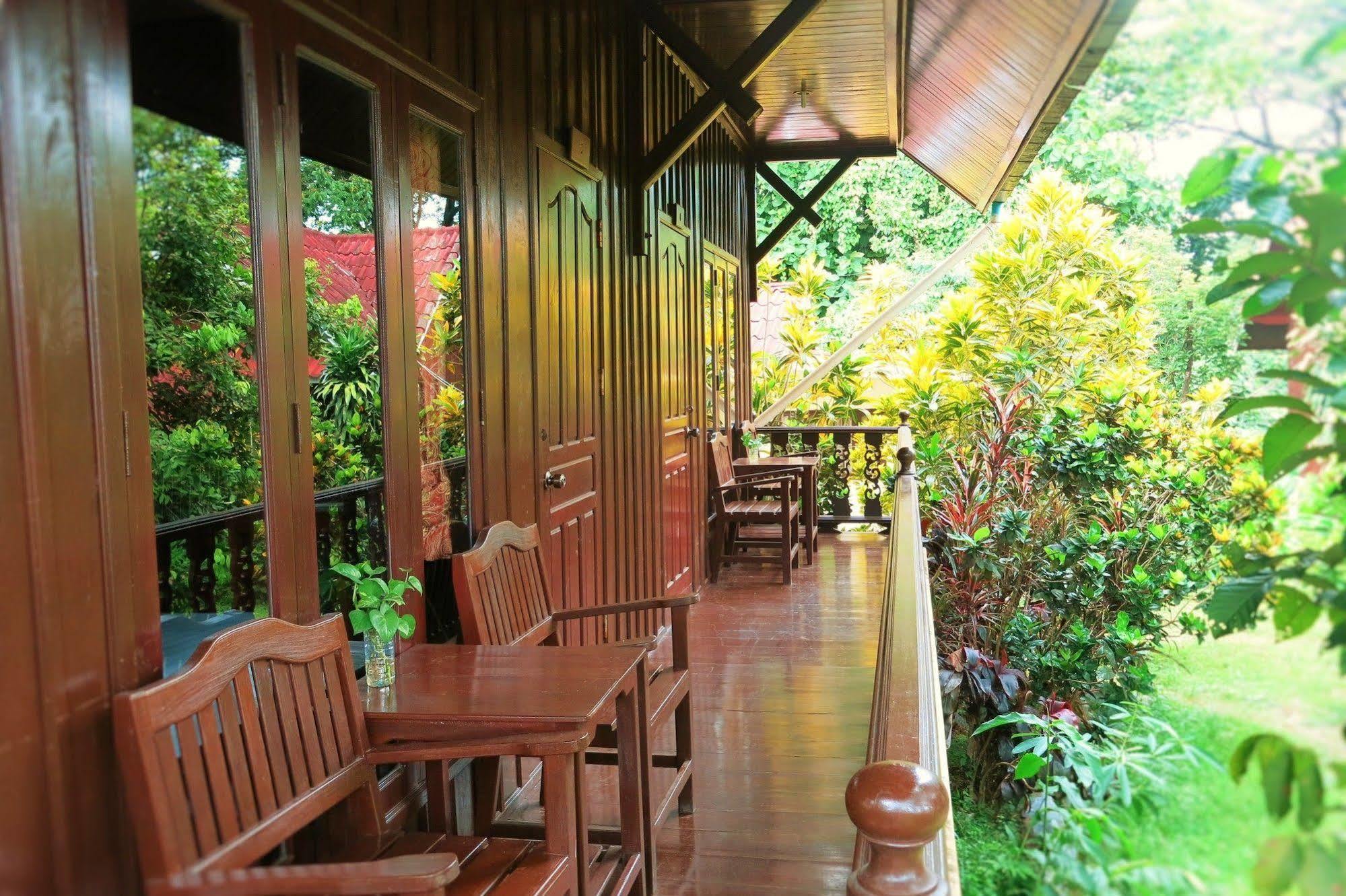 Vangvieng Boutique Hotel Vang Vieng Dış mekan fotoğraf