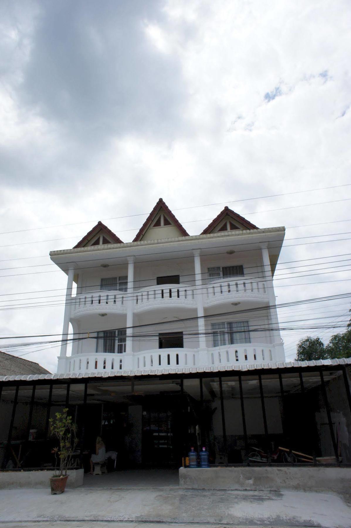 Vangvieng Boutique Hotel Vang Vieng Dış mekan fotoğraf